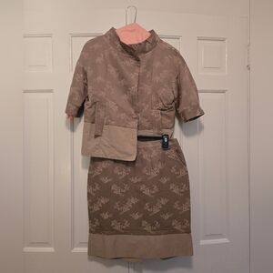 BCBGMaxAzria Beige Floral Pencil Skirt Set